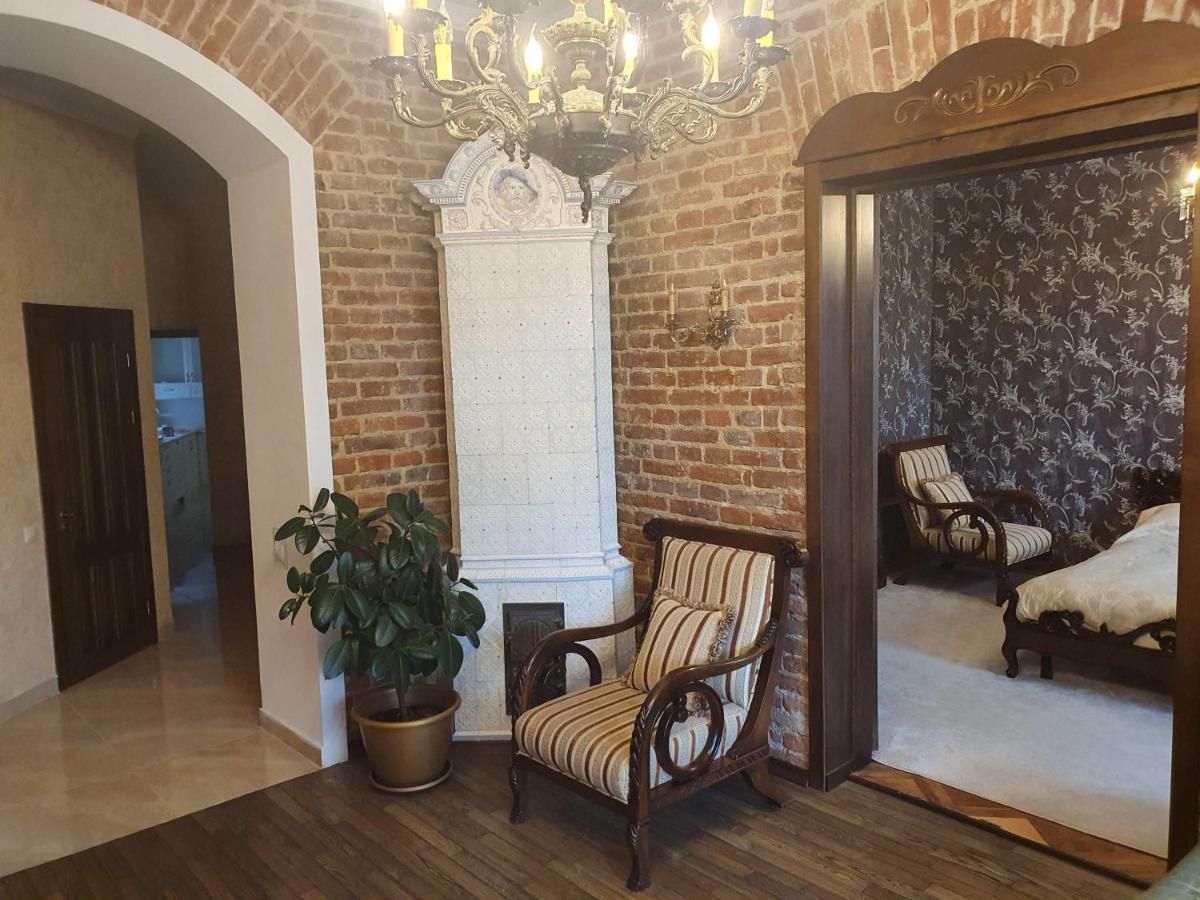 Апартаменти У Шевальє. Lviv Extérieur photo
