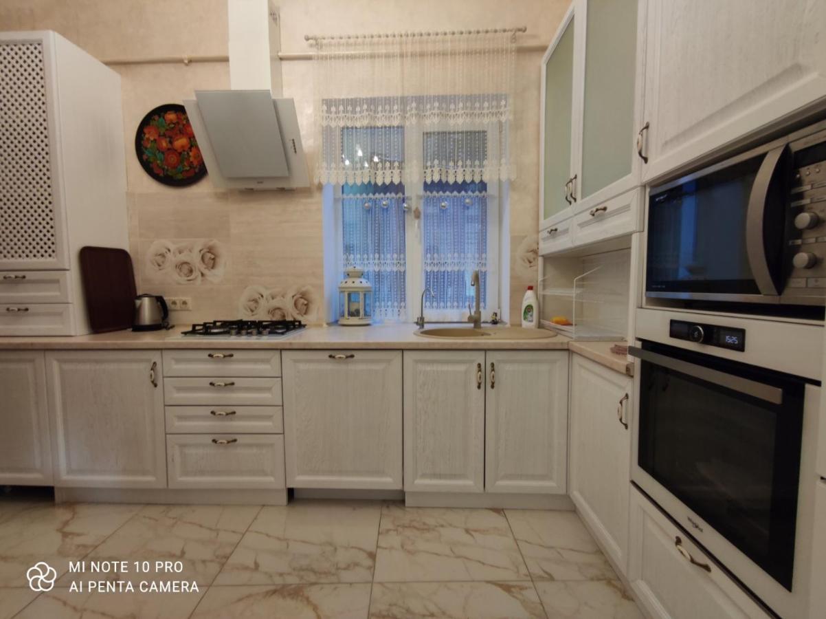 Апартаменти У Шевальє. Lviv Extérieur photo