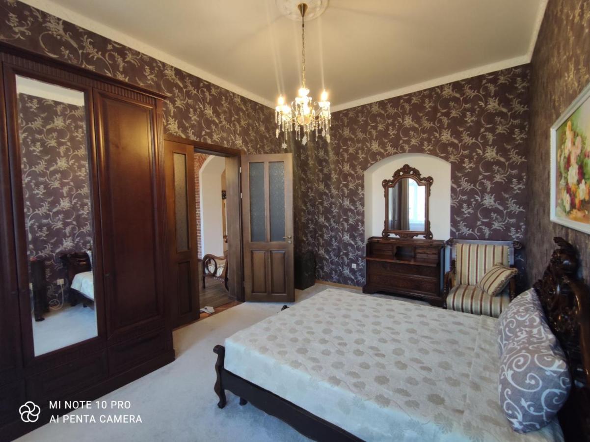 Апартаменти У Шевальє. Lviv Extérieur photo