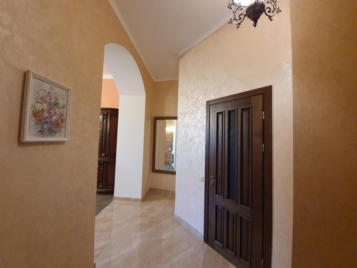 Апартаменти У Шевальє. Lviv Extérieur photo